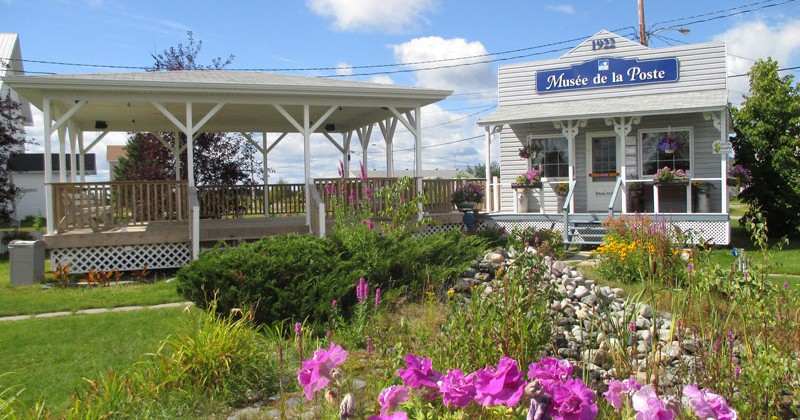 Musée de la Poste et Boutique de Forge-Parc Héritage